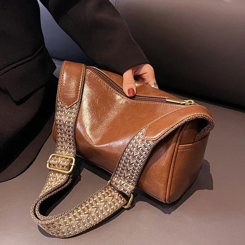 Florence | Sleek Minimalist Crossbody Bag with Patterned Strap - Lumina