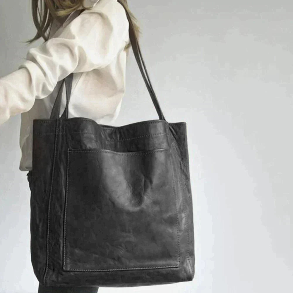 Lauren | Elegant Black Leather Handbag with Spacious Interior - Lumina