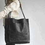 Lauren | Elegant Black Leather Handbag with Spacious Interior - Lumina