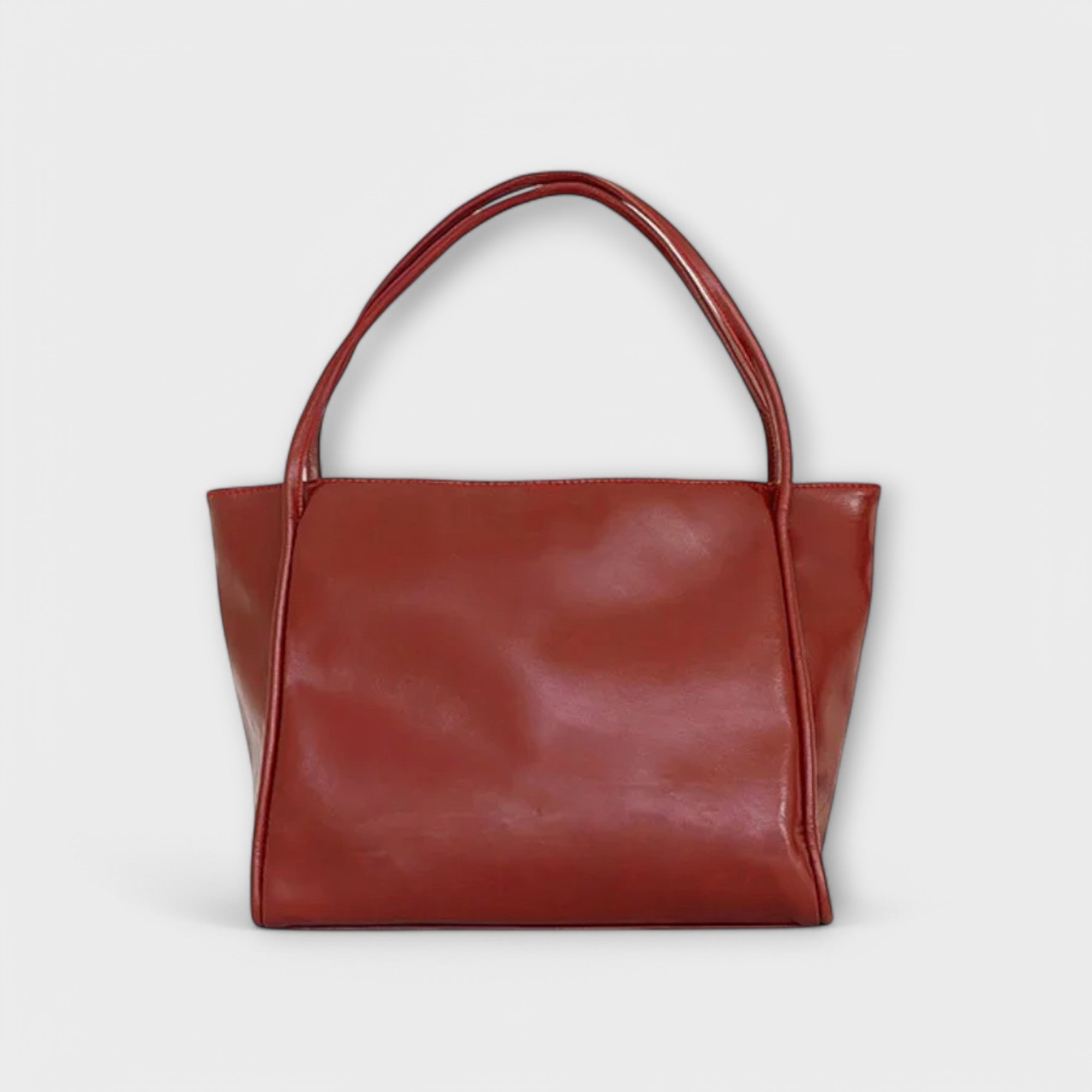 Olivia | Timeless Minimalist Tote with Spacious Design - Lumina