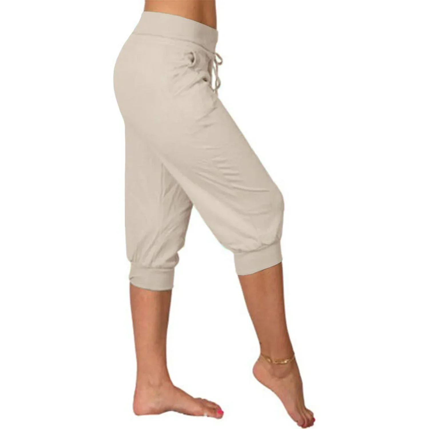 Serena | Trendy Grey Capri Trousers with Elastic Waistband - Lumina