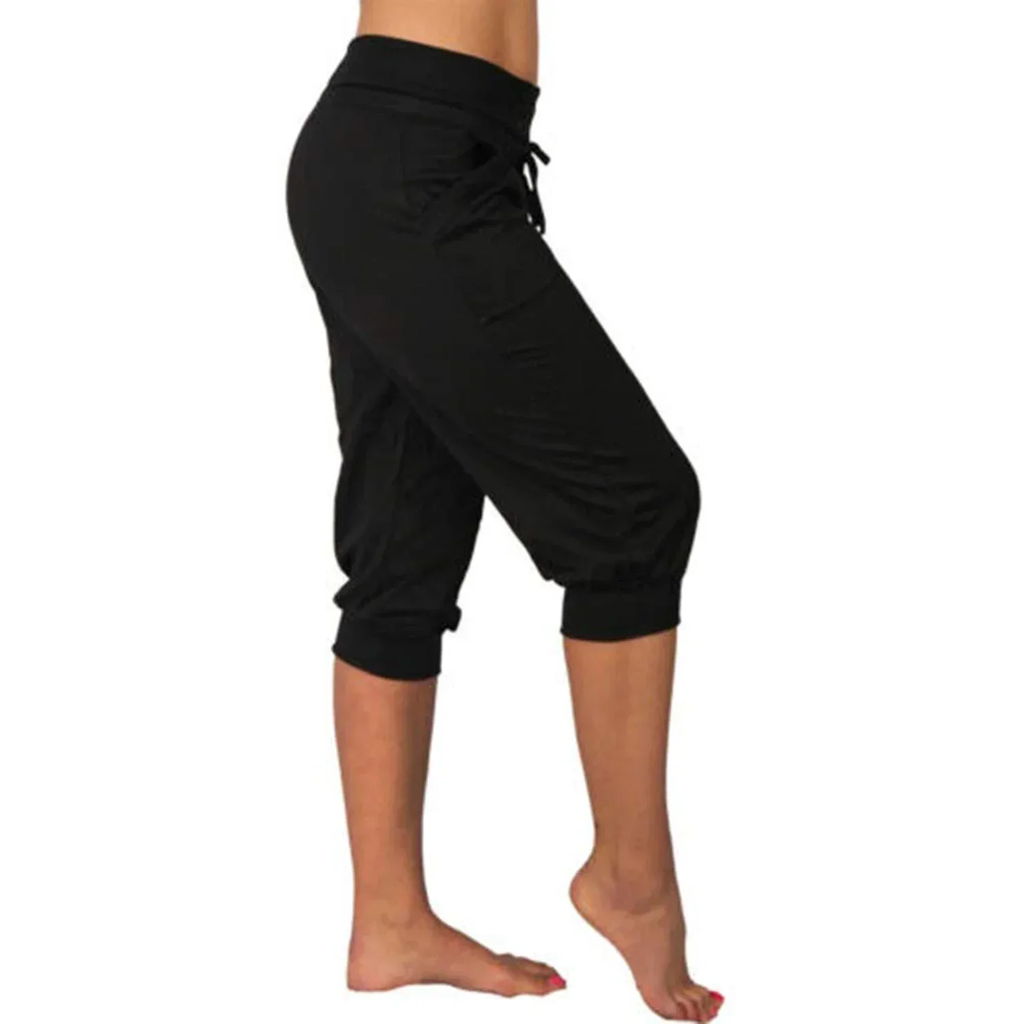 Serena | Trendy Grey Capri Trousers with Elastic Waistband - Lumina