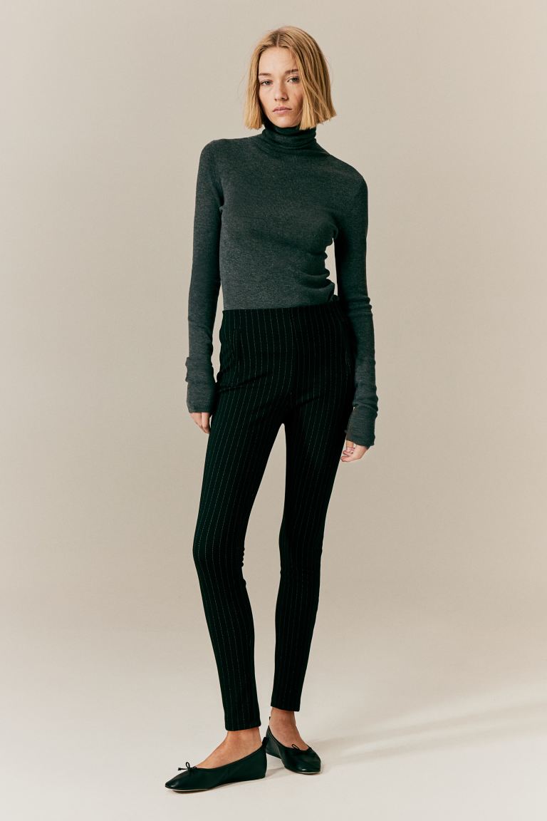 Sofia | Elegant Fitted Black Trousers with Stretch Fabric - Lumina