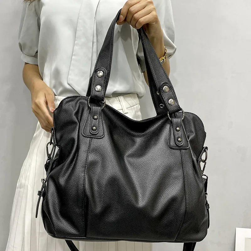 Victoria | Elegant Black Tote Bag with Spacious Design - Lumina